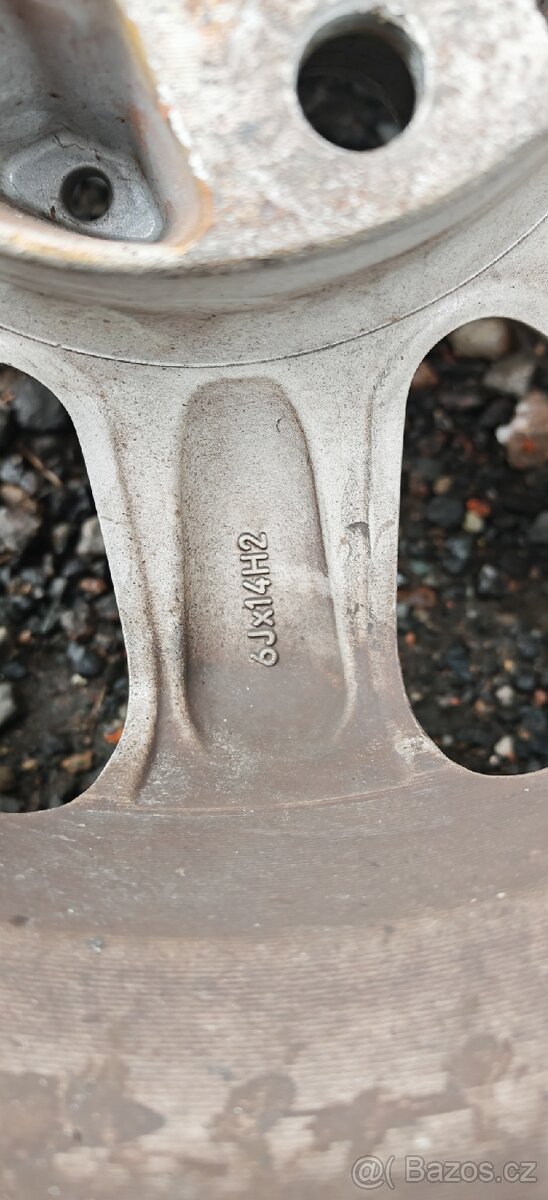 Kola Rial 14" Ford - 4