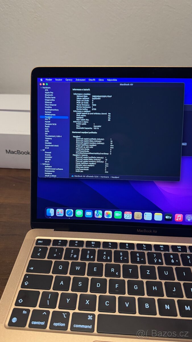 Apple MacBook Air M1 13" 16GB RAM 256GB SSD disc - 4