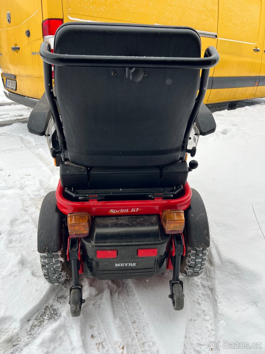 invalidní elektrický vozík - 4