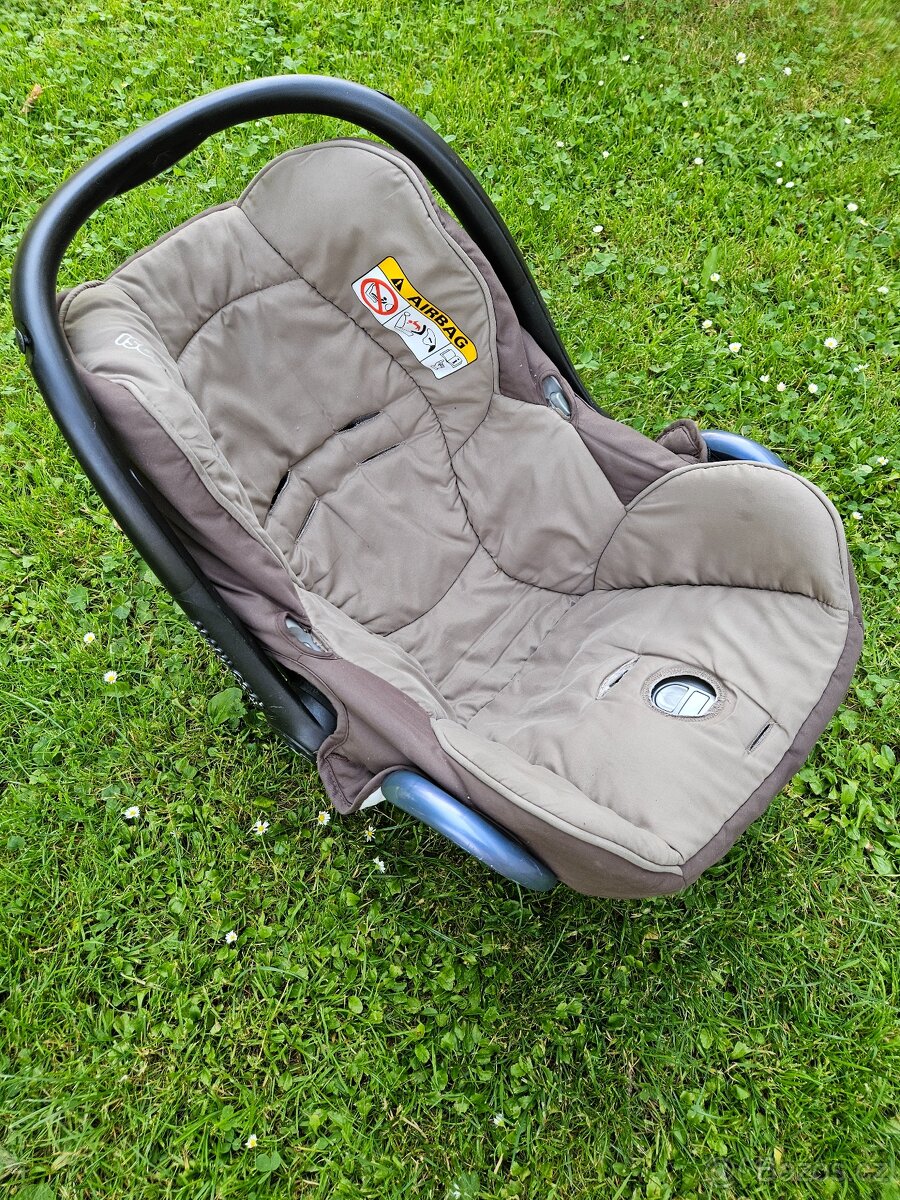 Prodám Isofix do auta + vajíčko maxi cosi - 4
