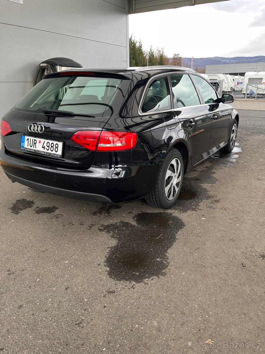Prodám Audi A4 B8 - 4