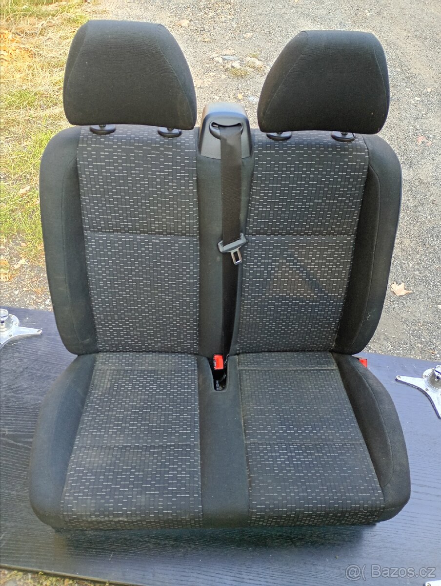 Sedadla Mercedes-Benz Vito / Třída V (2020–2021) - 4