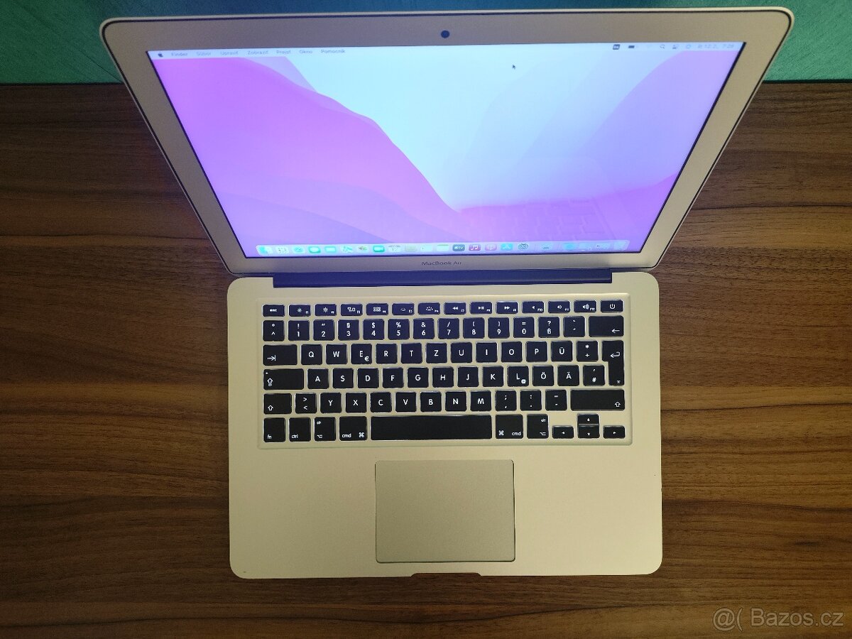 MacBook Air 2017 | i5 • 8GB • 128GB - 4