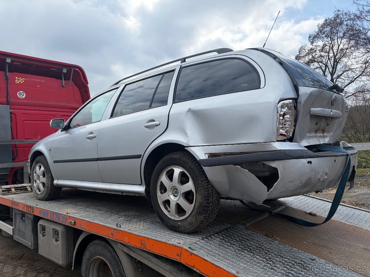 Díly Octavia tour combi rv 2009 - 4