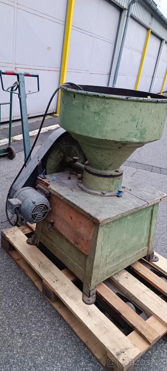 Vybavení prodejny obchodu - 4