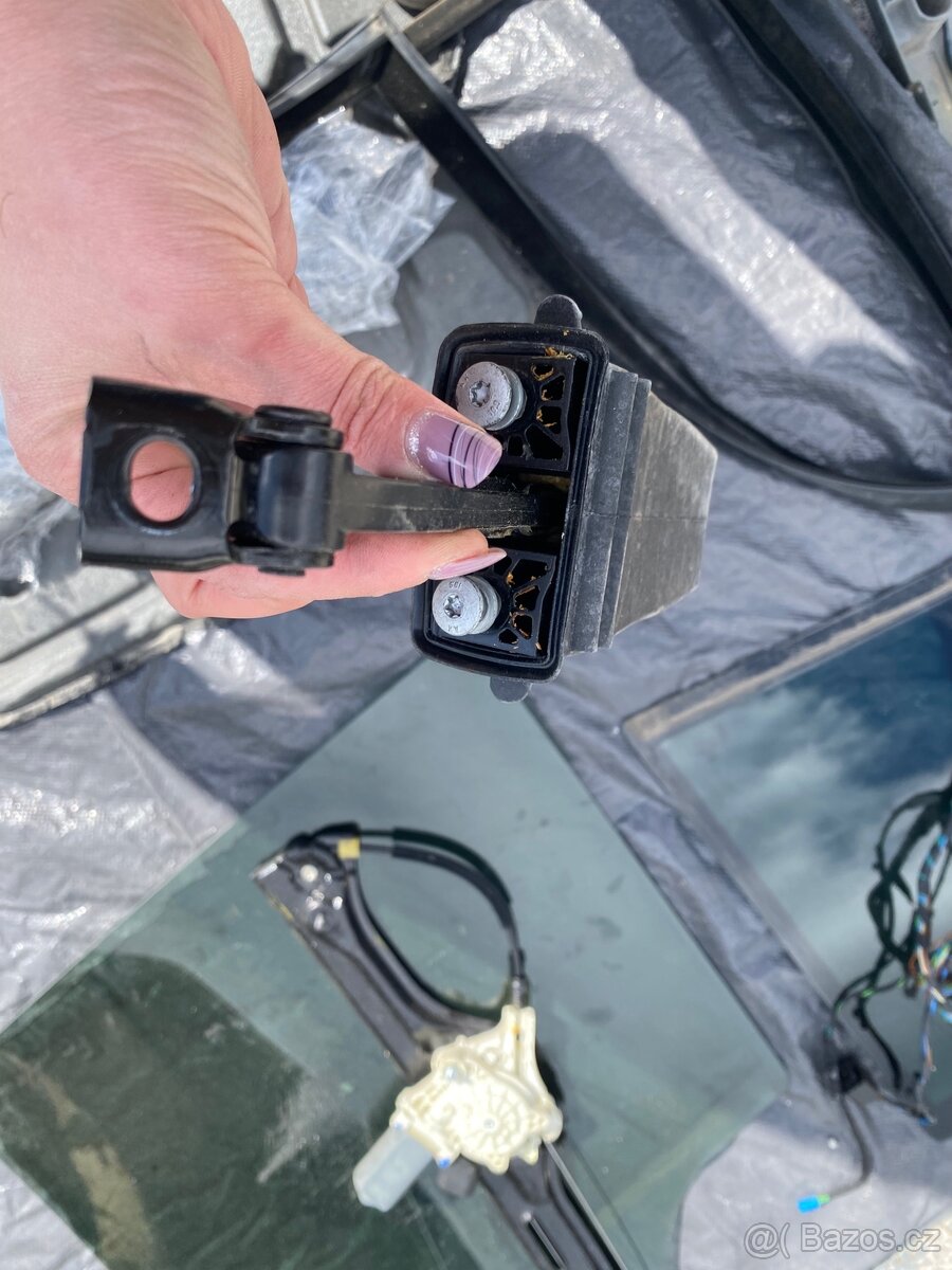 Náhradní díly BMW X5 E70 - 4