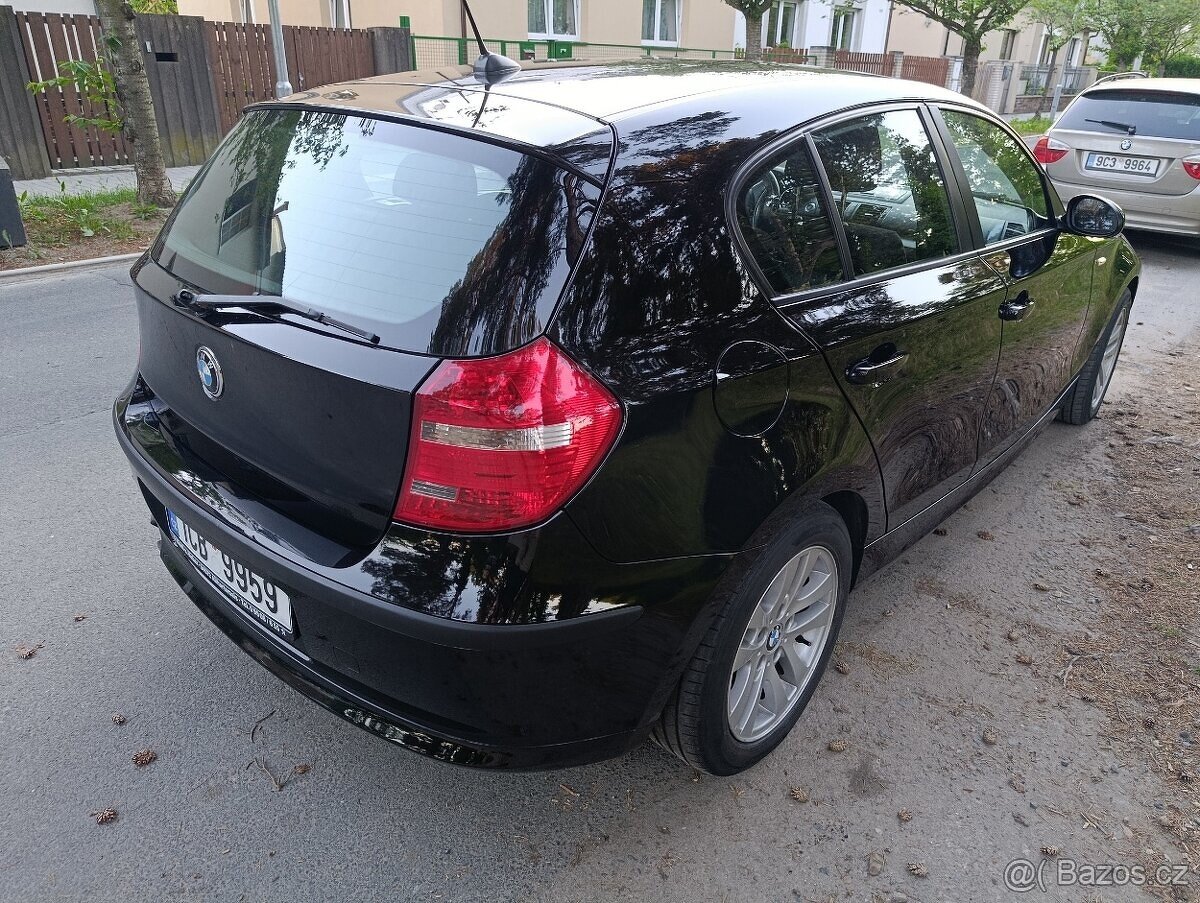 Bmw 116i (2.0)e87 2009 - 4
