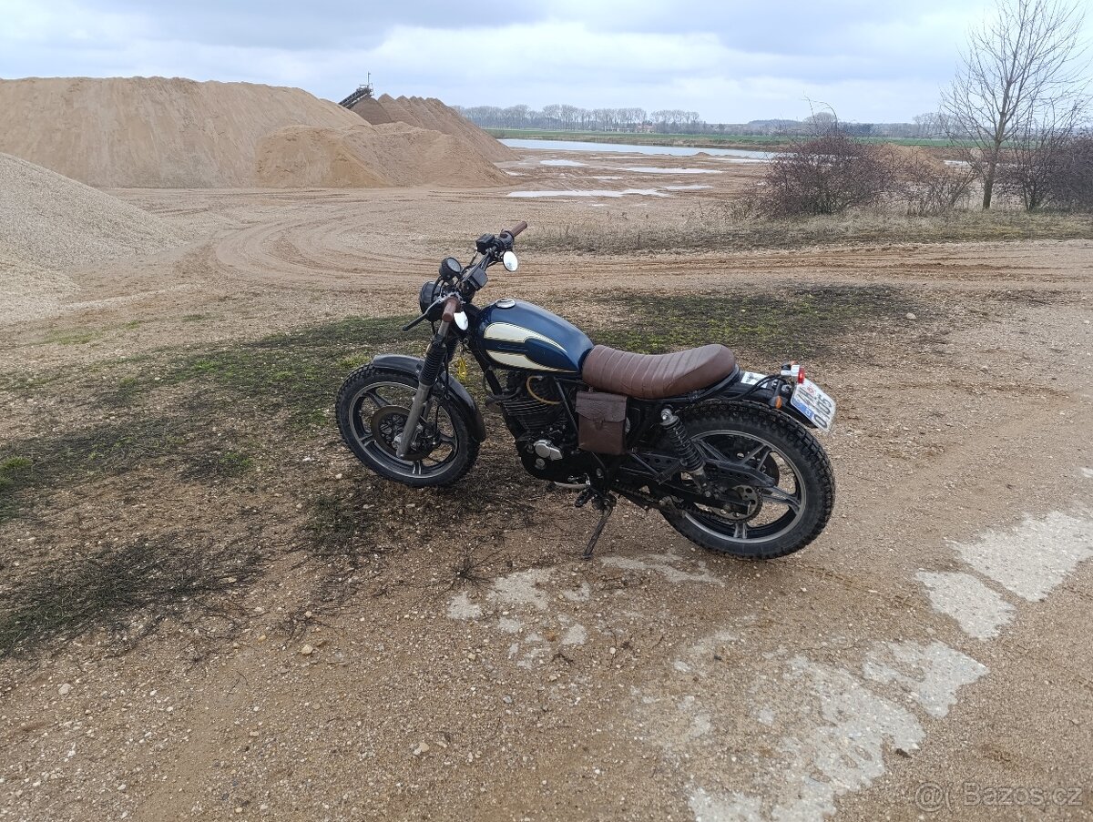 Honda FT 500 scrambler