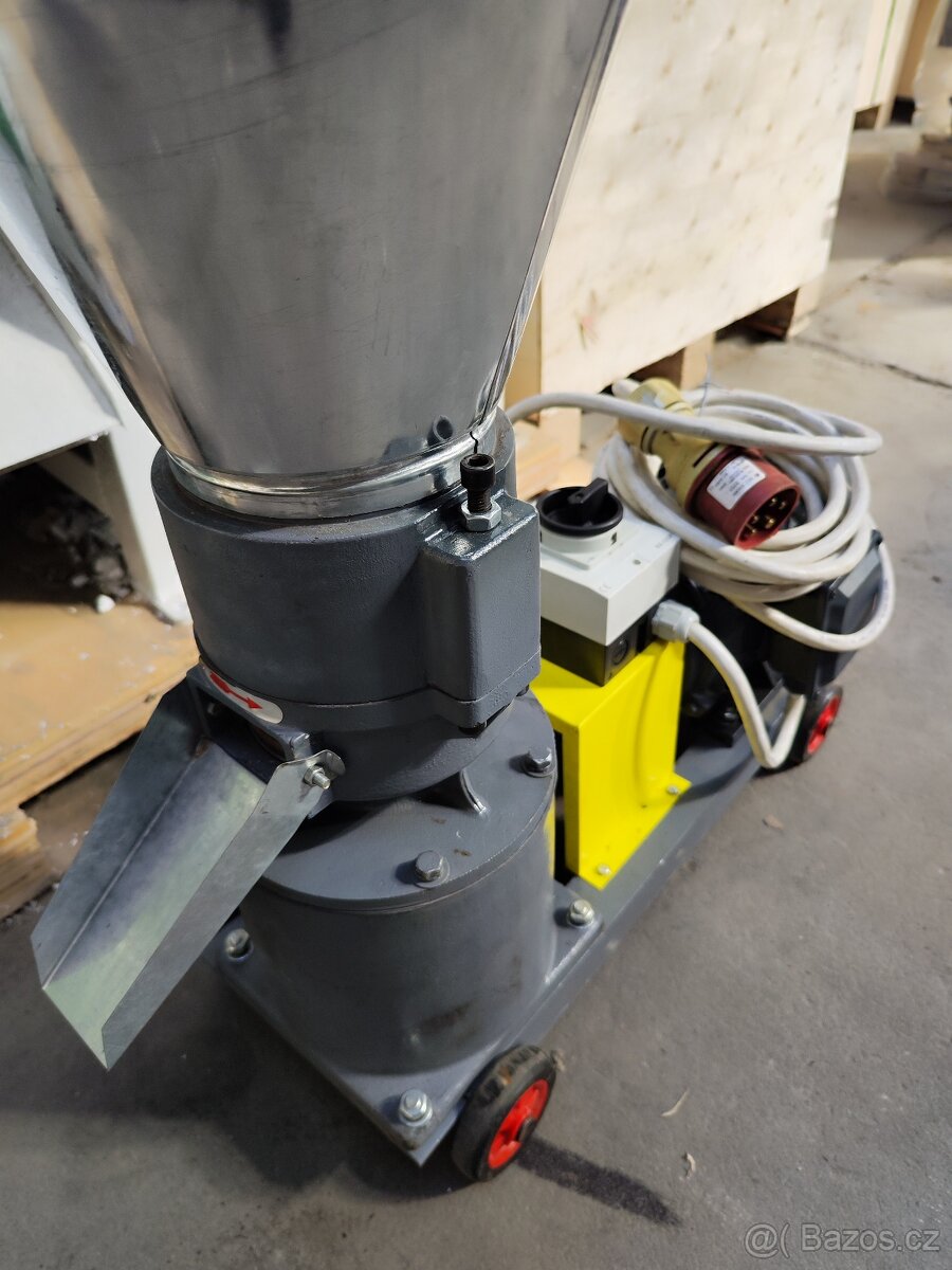 Peletovací lis, peletovač PL150 s motorem 4 kW, zánovní - 4