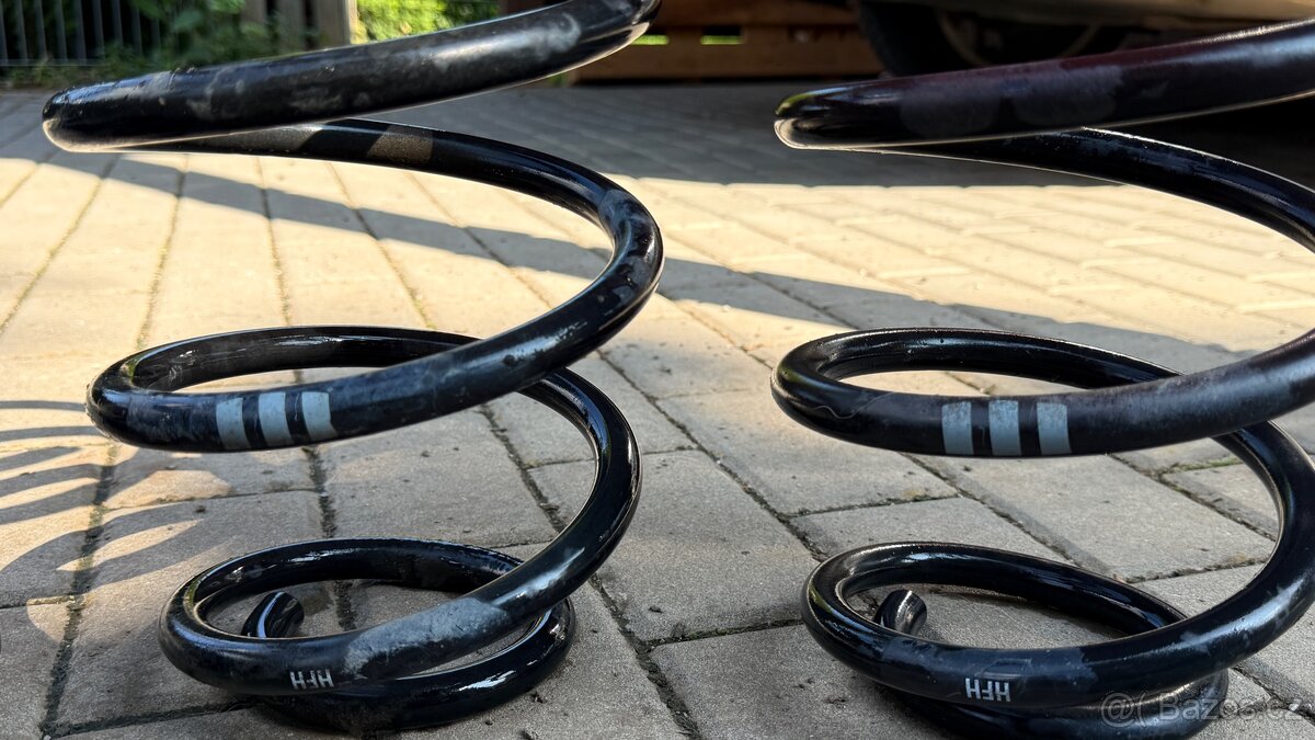 Pruziny Vw Transporter/Caravelle T6 - 4