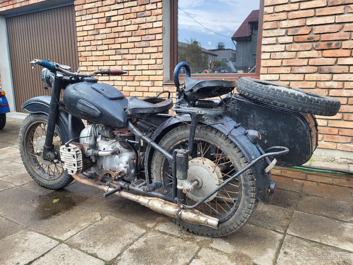 Dněpr,Ural M 72 Kyjevská verze - 4