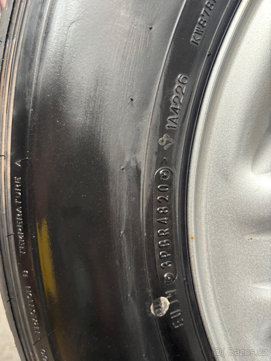 285/65/17 Dunlop Grandtrek Nová sada Toyota Landcruiser - 4