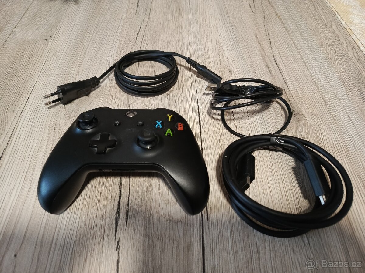 Xbox One S - 1TB HDD - 4