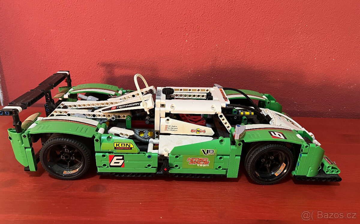LEGO - model 24 Hours Race Car - 4