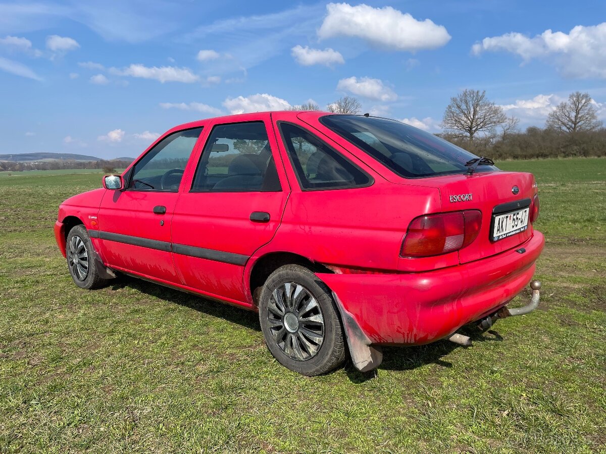 Ford Escort 1,6 16V - 4
