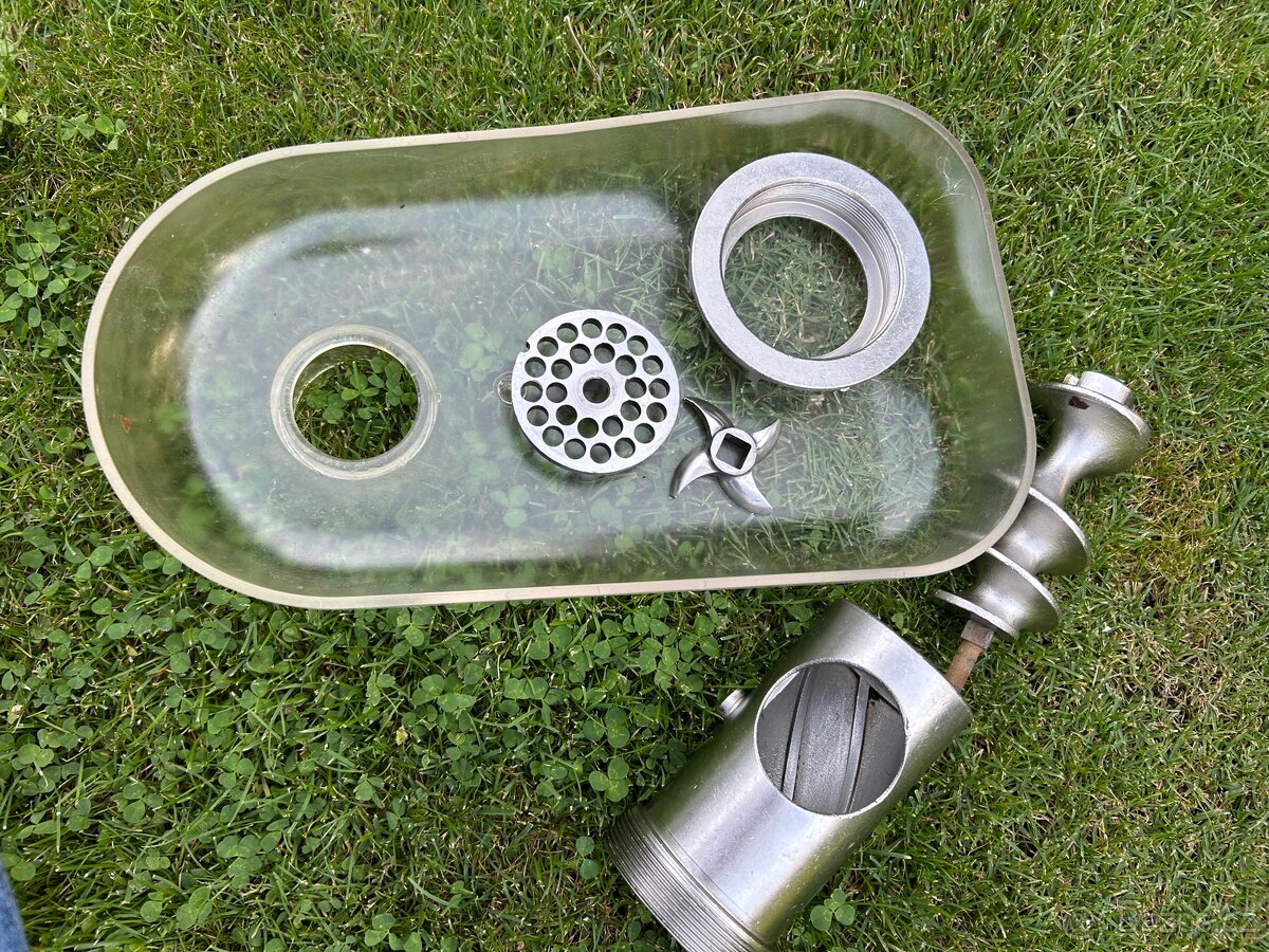 Prodám mlýnek na maso - 4