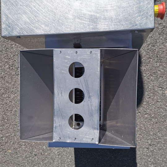 Řezačka kotoučová na uzeninu a zeleninu - 4