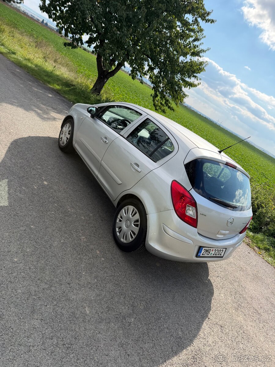 Opel Corsa D - 4
