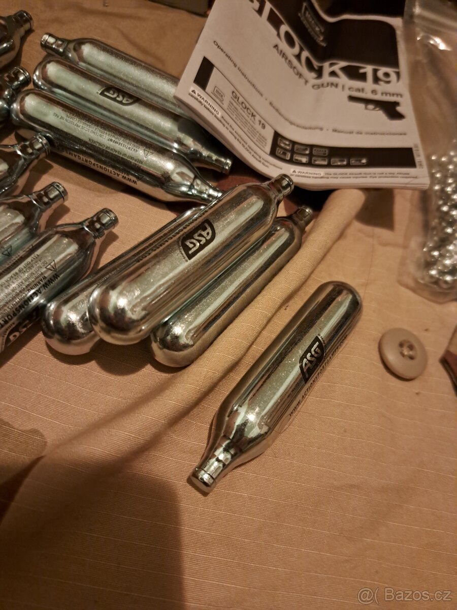 Prodám tento glock 19 gen.3 umarex - 4