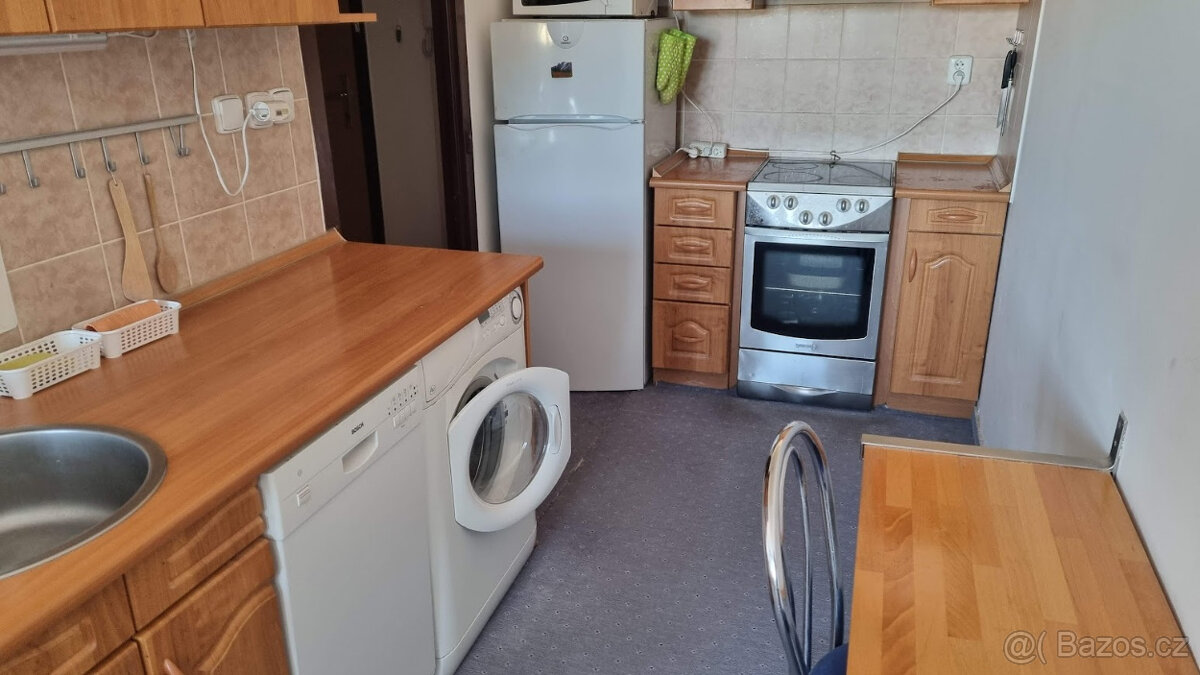 Garsonka zařízená .12p - 4