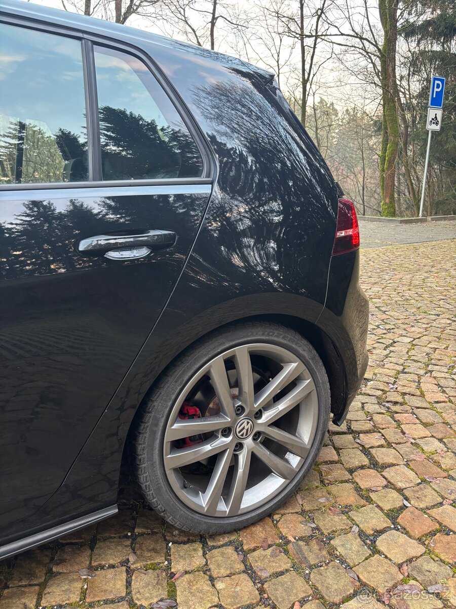 Volkswagen Golf 7 GTI - 4