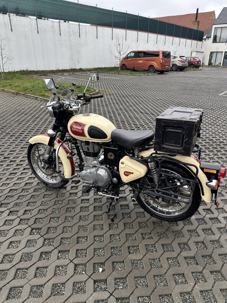 Royal Enfield Classic 500 - 4