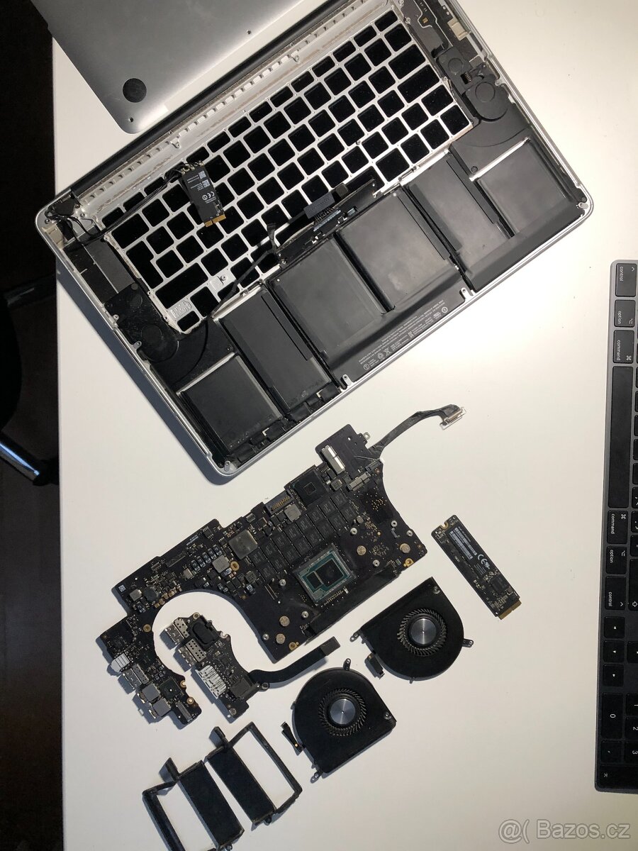 MacBook Pro Late 2013 - náhradní díly - 4