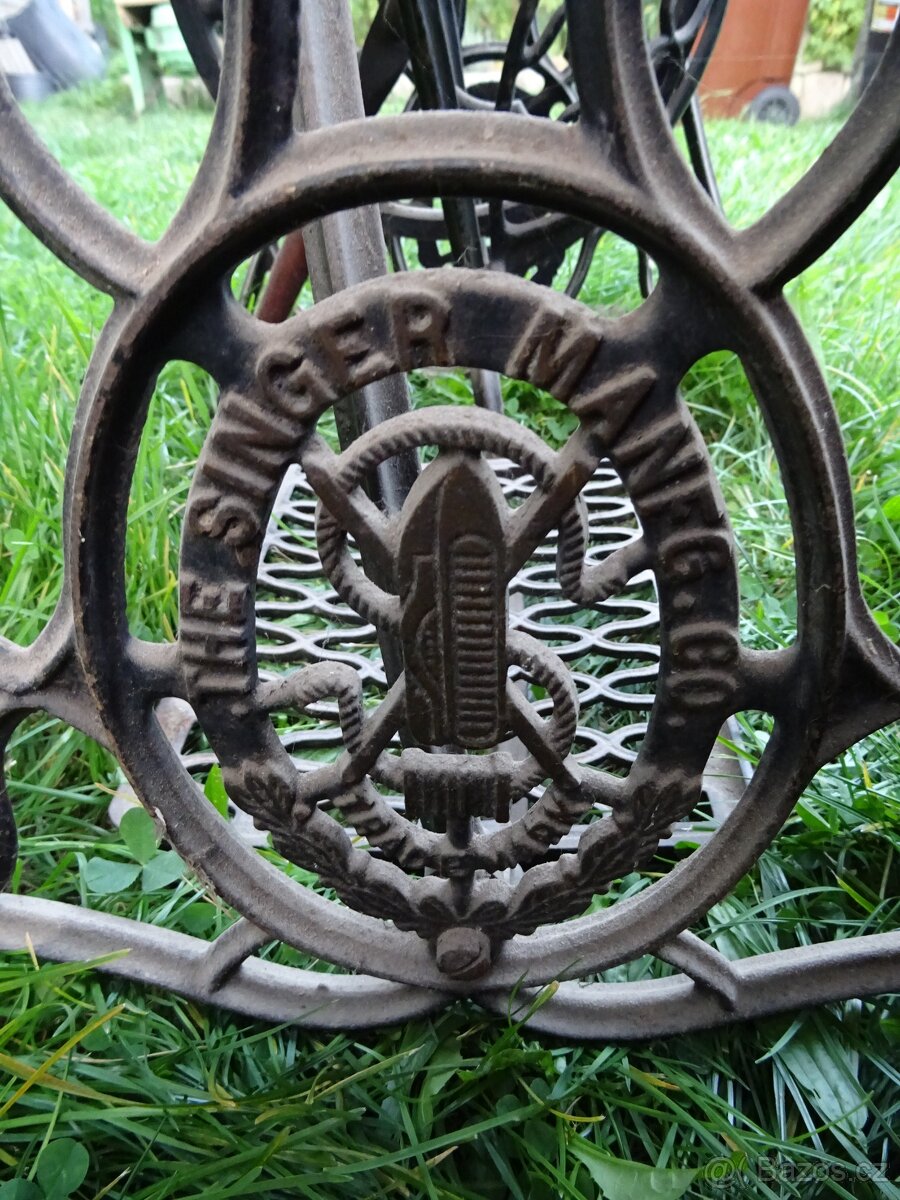 ŠLAPACÍ ŠICÍ STROJ SINGER - RETRO - 4