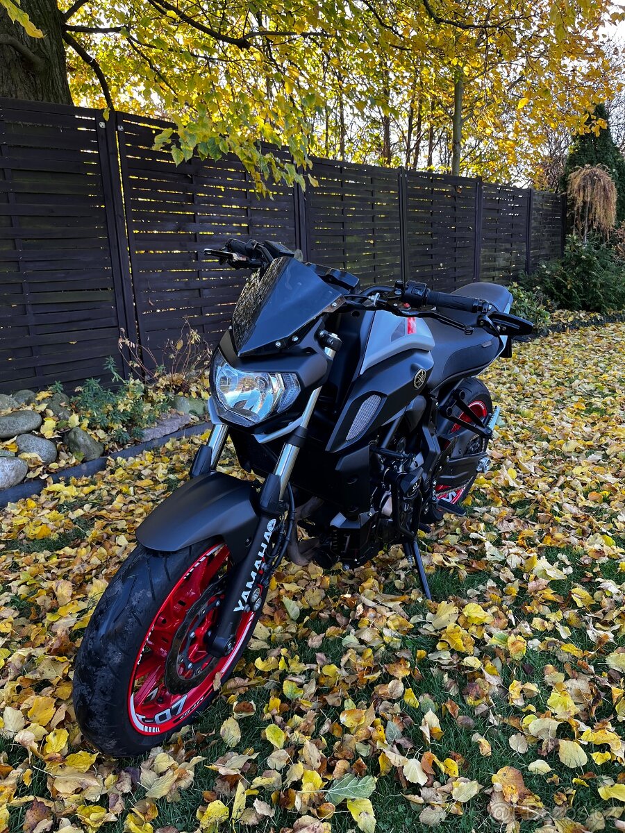 Yamaha MT-07 - 4