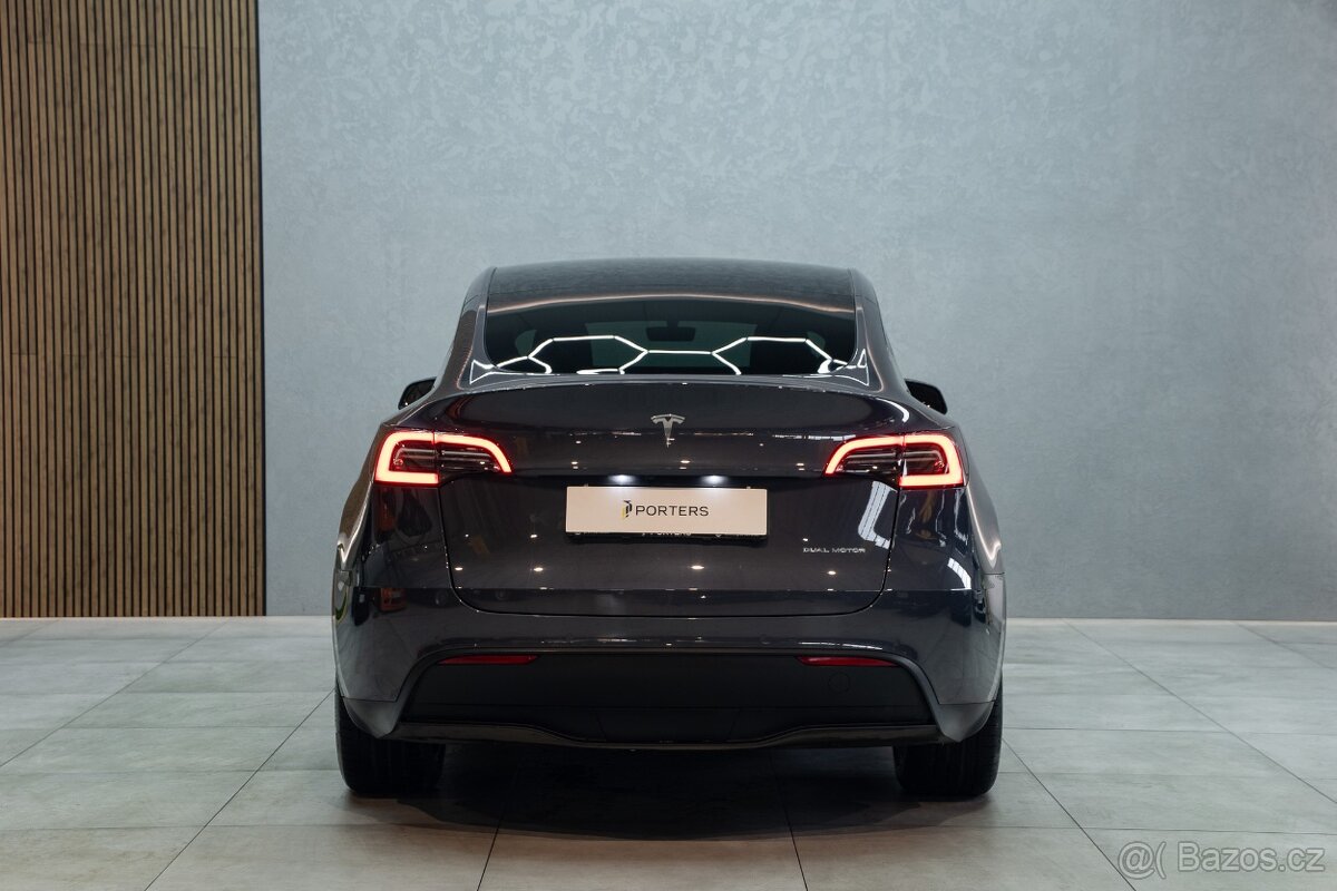 Tesla Model Y, Dual Motor Long Range 2022, DPH, sivá - 4