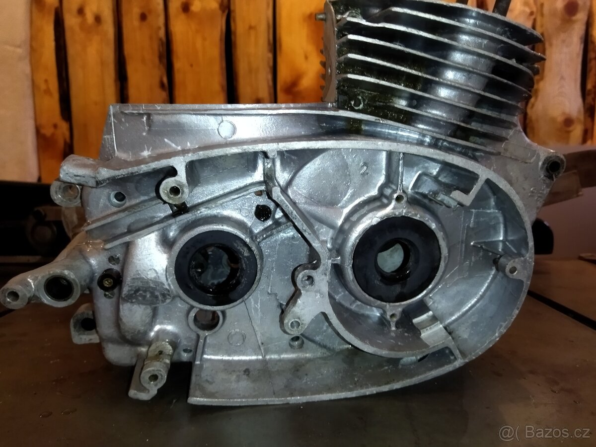 Jawa 250 Pérák zbrojovka - 4