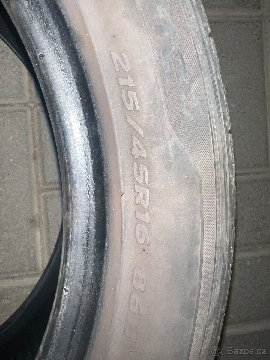 4ks letních pneumatik Hankook Ventus Prime s 215/45 R16 - 4