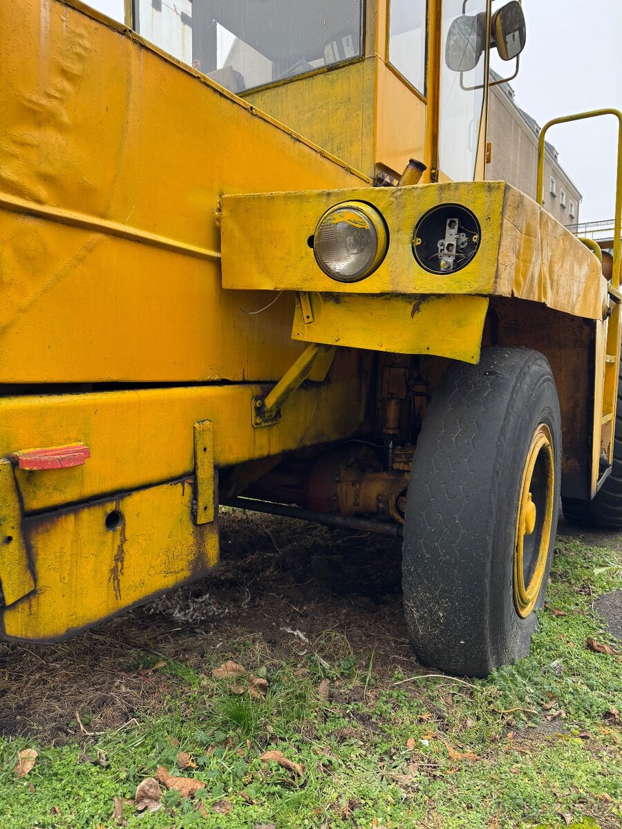 Nakladač UNO53-2 - 4