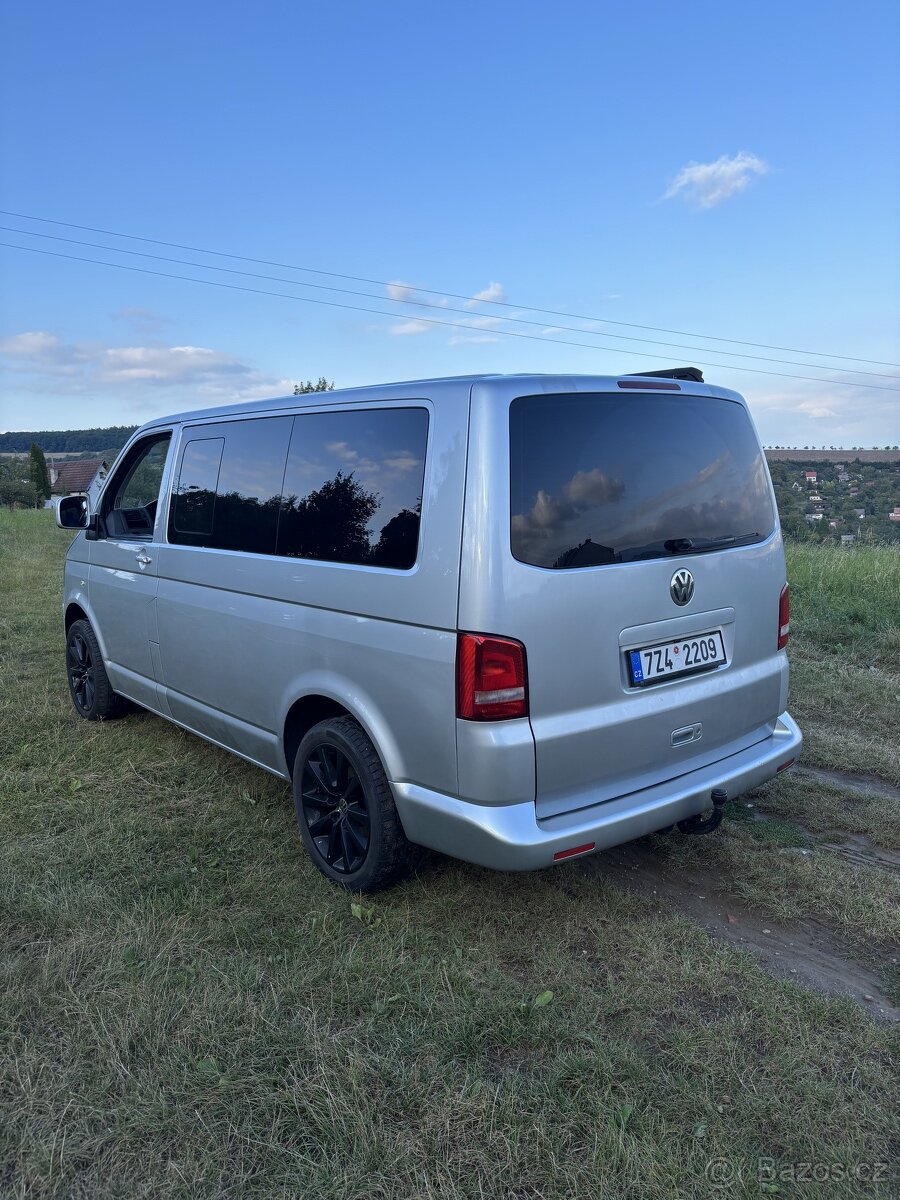 Volkswagen T5 75kw Caravelle - 4