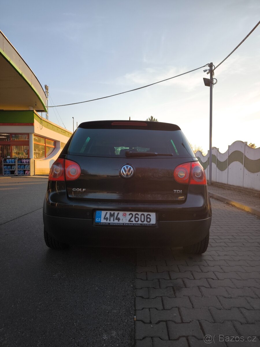 VW Golf 2.0 TDI DSG Aut - 4