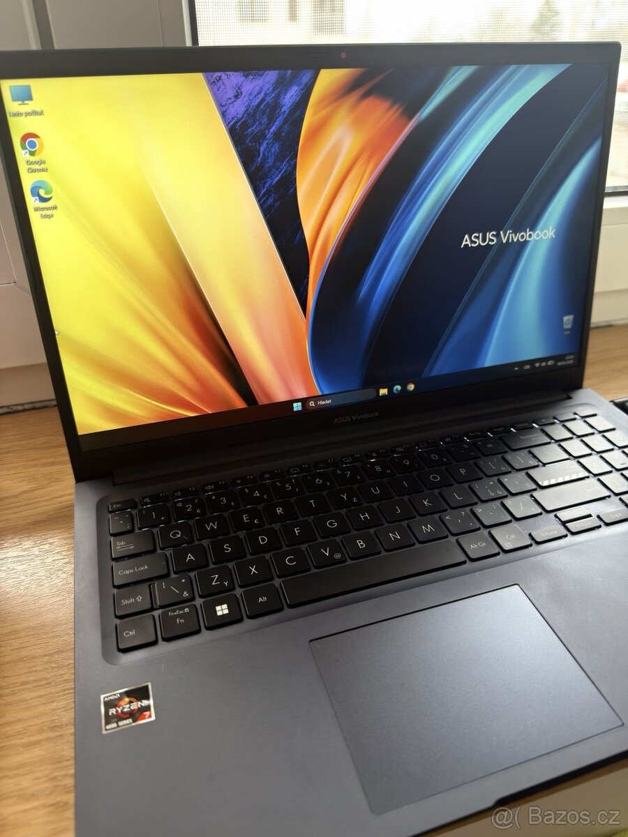 Prodám notebook Asus Vivobook 15 z Ryzen 7 - 4