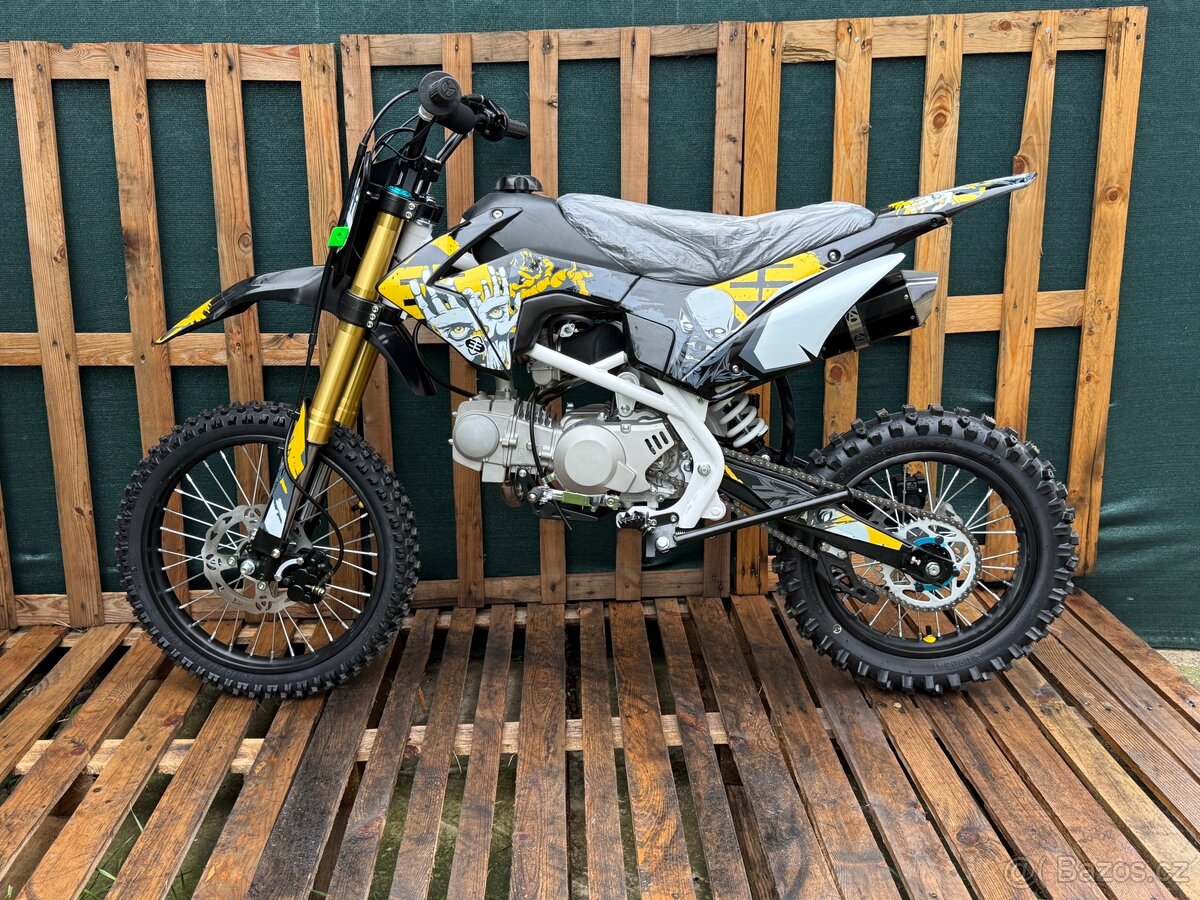 Pitbike 125ccm4T kola 17”x14” Poloautomat C104