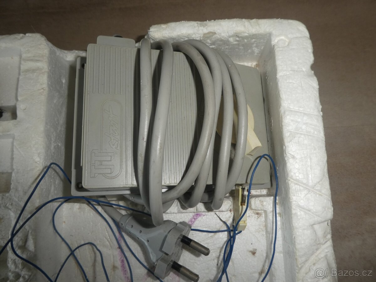 Modely vláčků TT včetně kolejí a trafa - 4