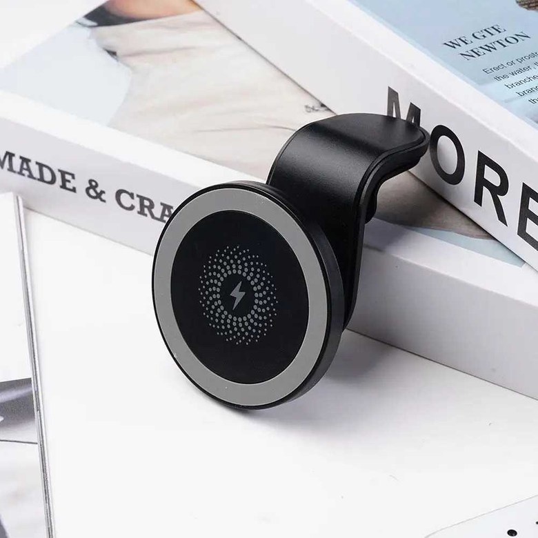 Magnetická nabíječka do auta - 4