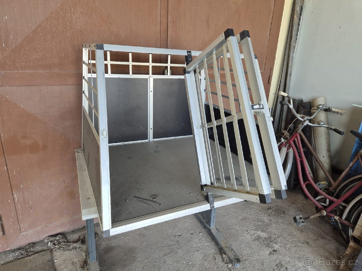 Prodám velkou klec pro psa. - 4