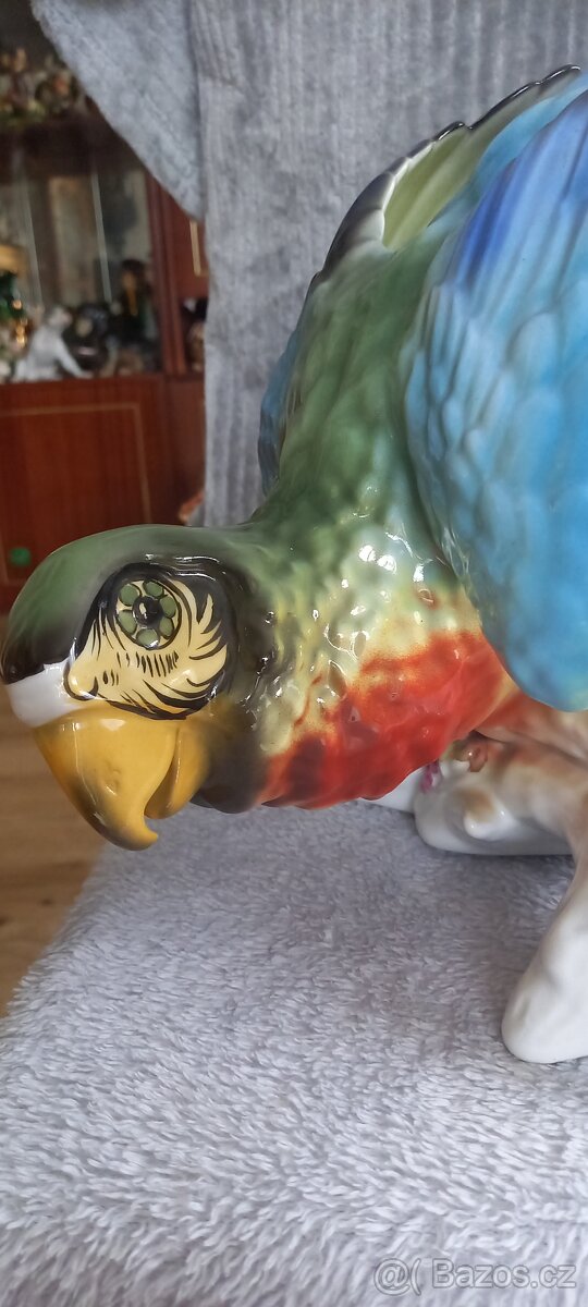 Stará soška papouška - 4