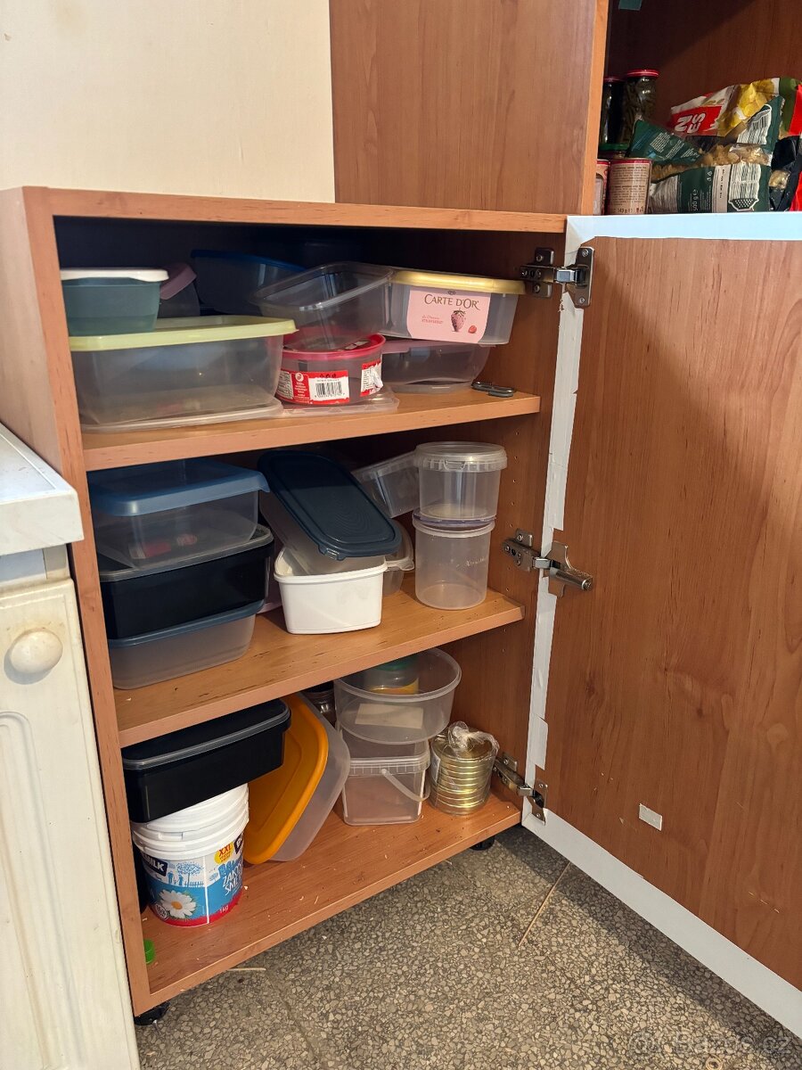 praktické skříně - 4