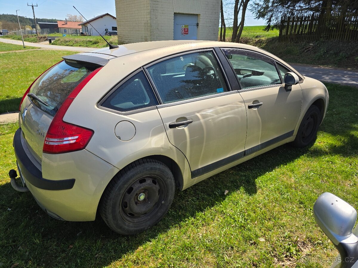 Citroën C4 - 4