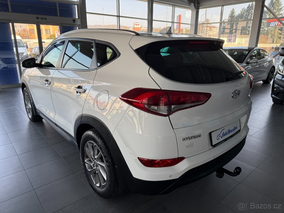 Hyundai Tucson 1,7 85kW,SERVISKA,TAŽNÉ - 4
