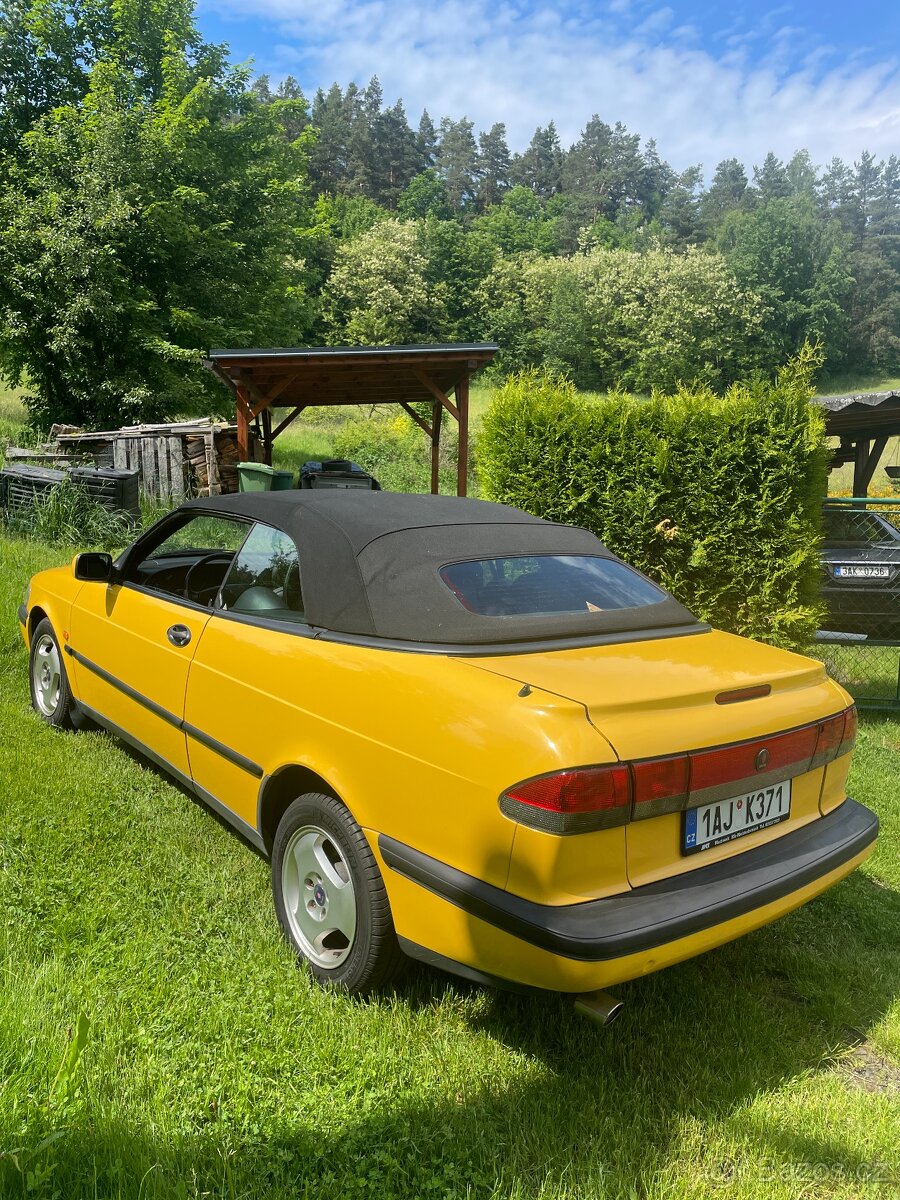 Prodej výjimečný Saab 900 2.0 SE - 4