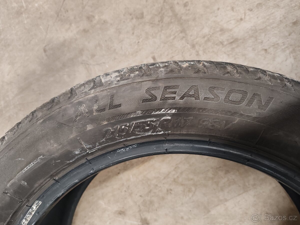 215/55 R 17 celoroční - 4