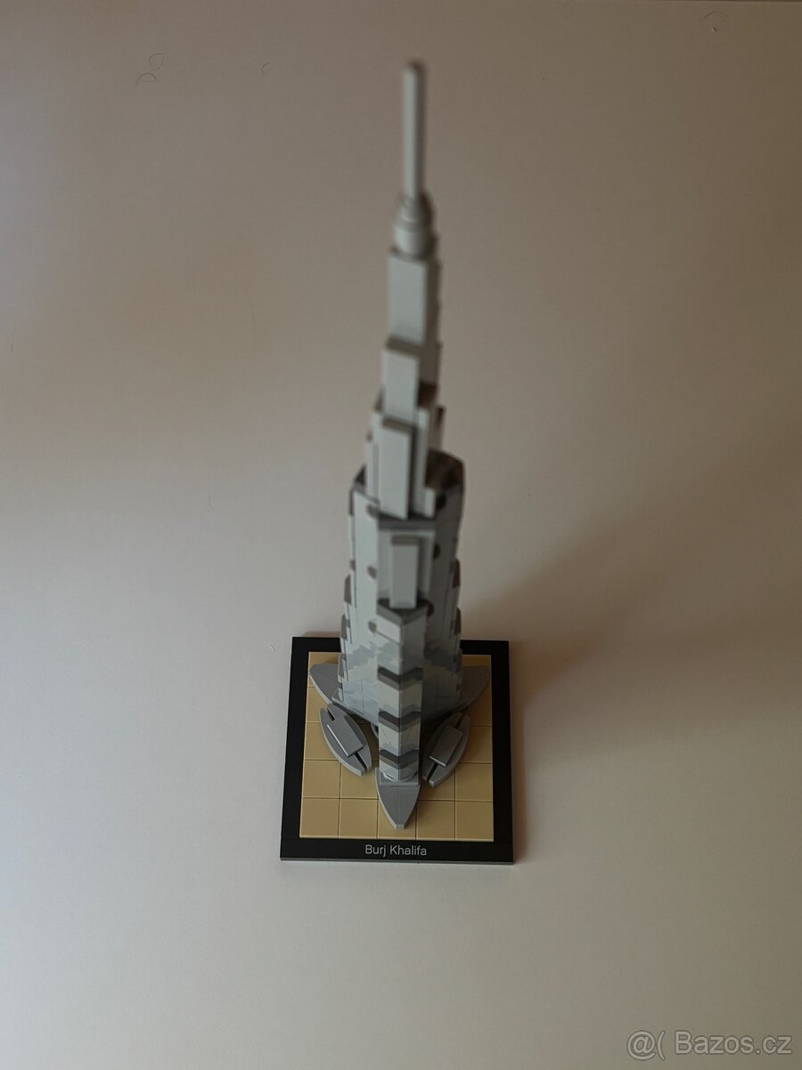 LEGO Architecture Burj Khalifa (21031) - 4