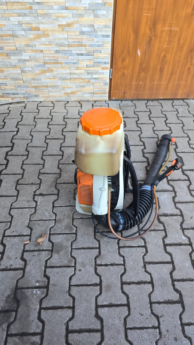 Postřikovač stihl SR430 - 4