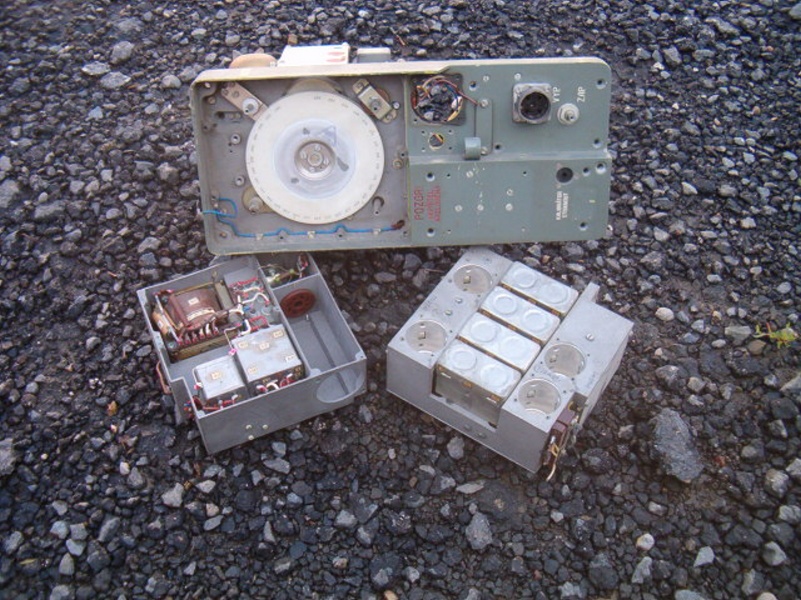 R 105 - 4