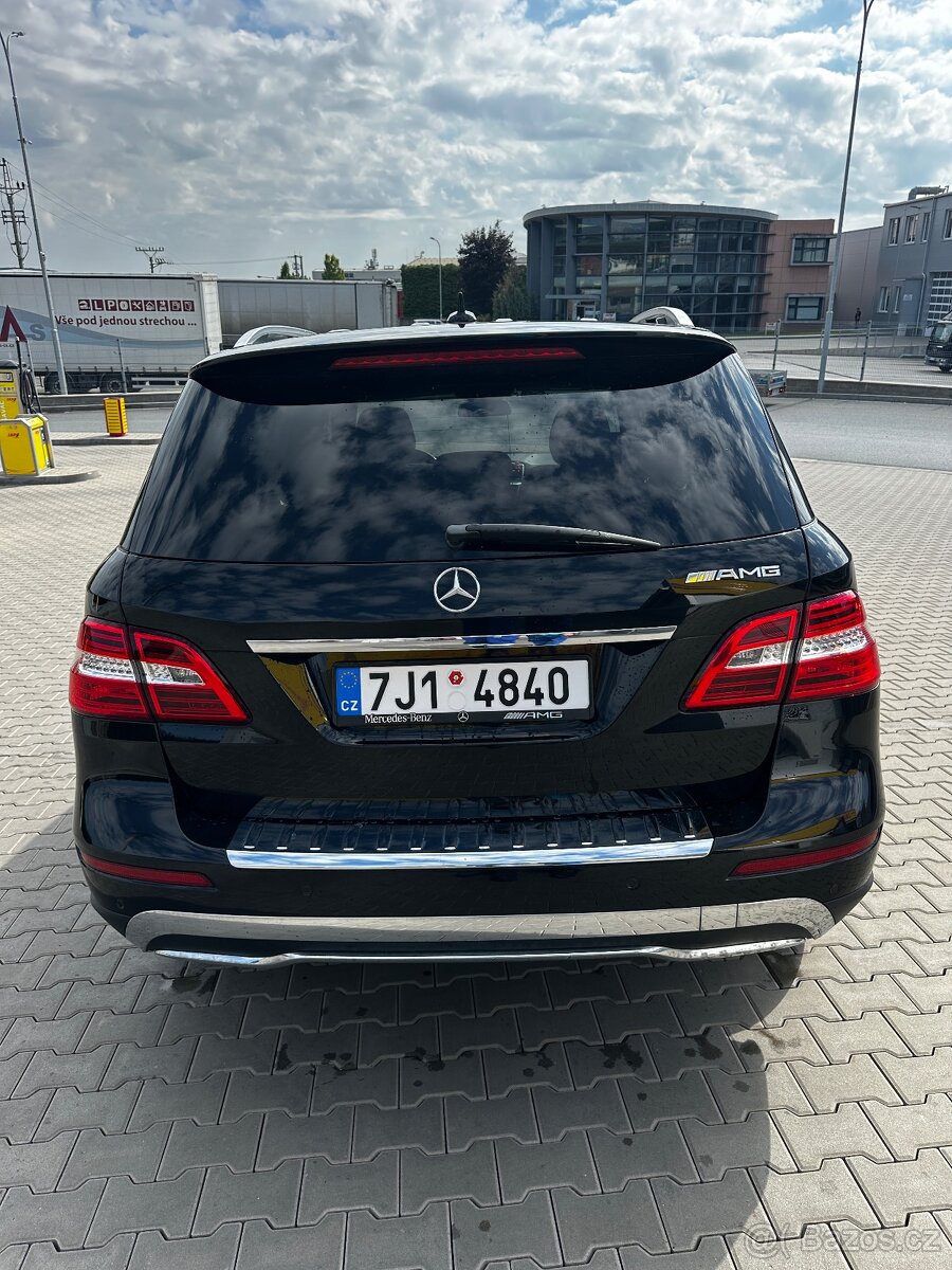 Mercedes Benz ML350 CDI 4Matic Bluetec verze166 - 4